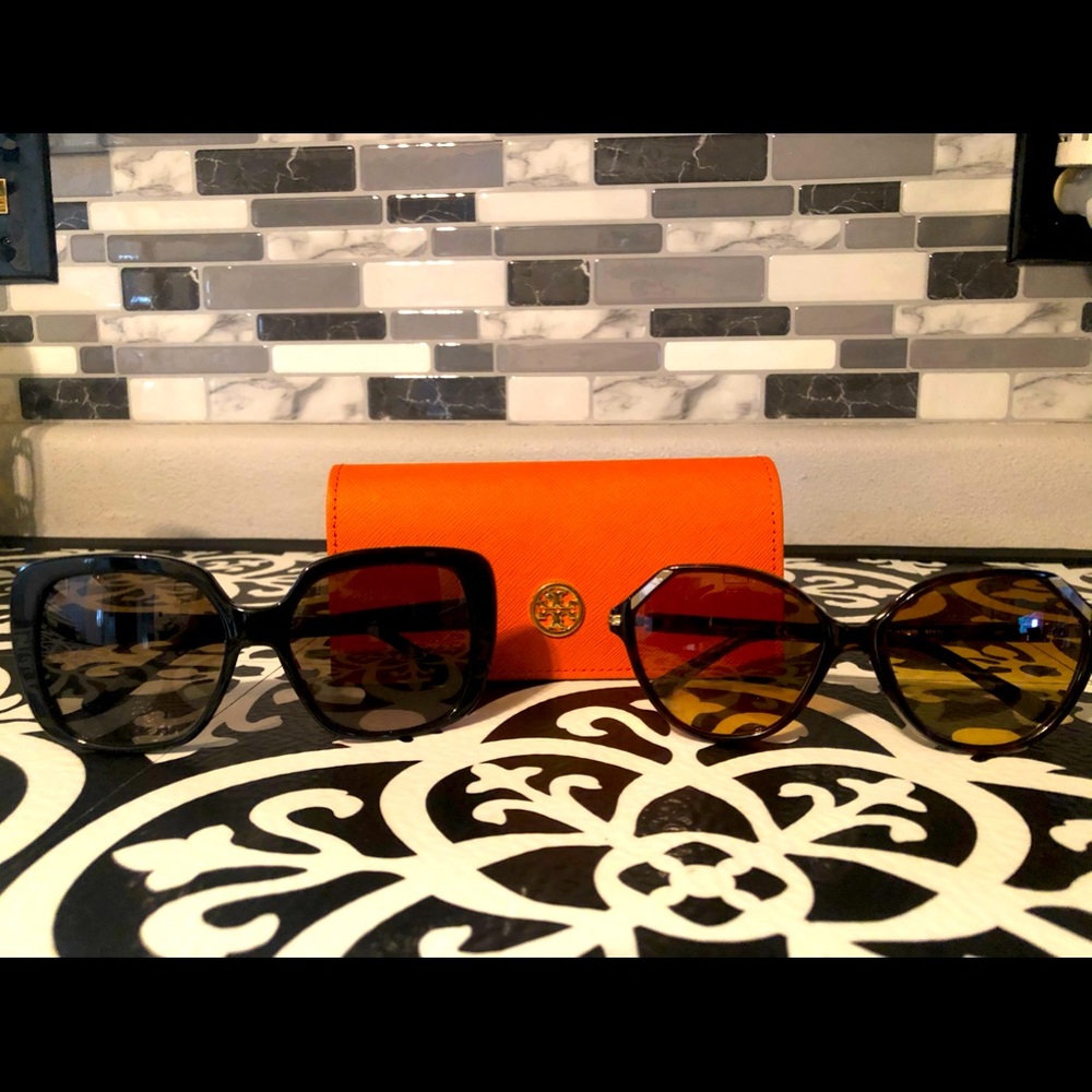 Bundle of Tory Burch Sunnies!!